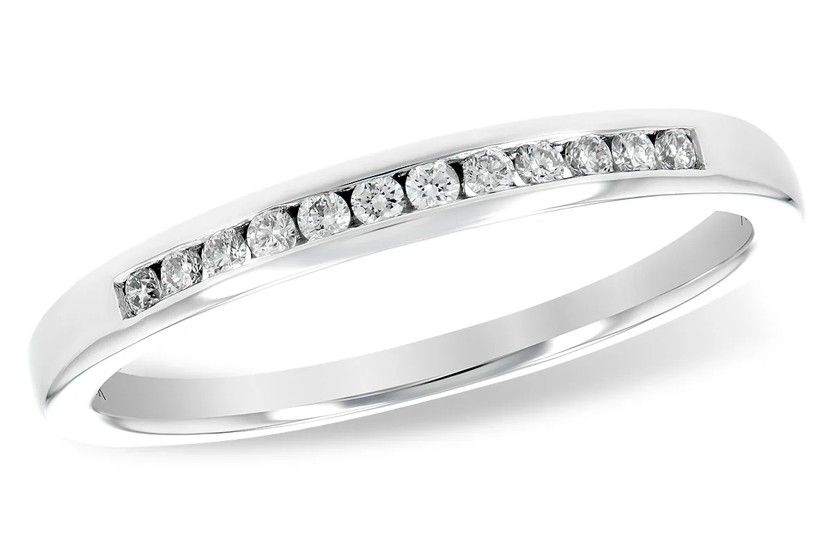 Diamond Band in platinum