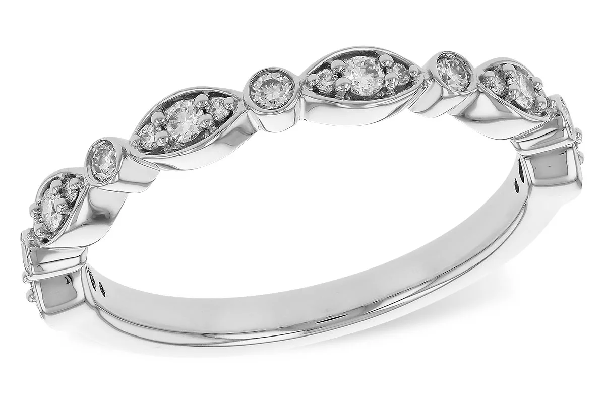 Diamond Wedding Band in white gold