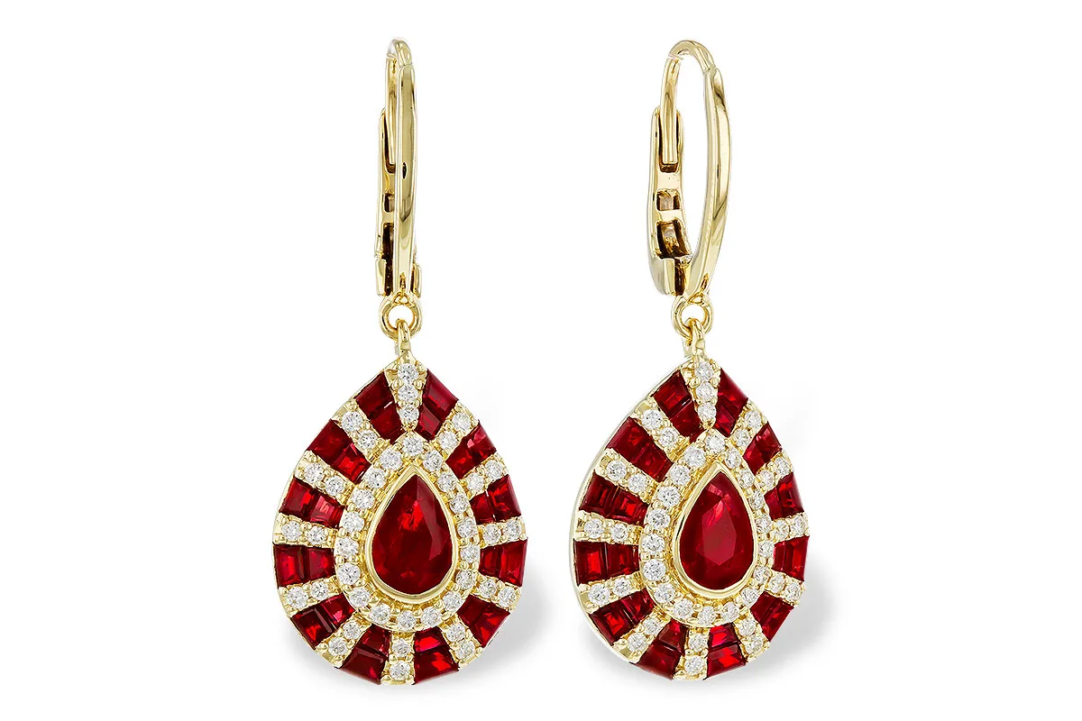 Ruby Earrings in yellow gold