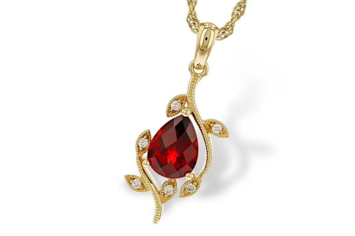 Garnet Necklace in yellow gold