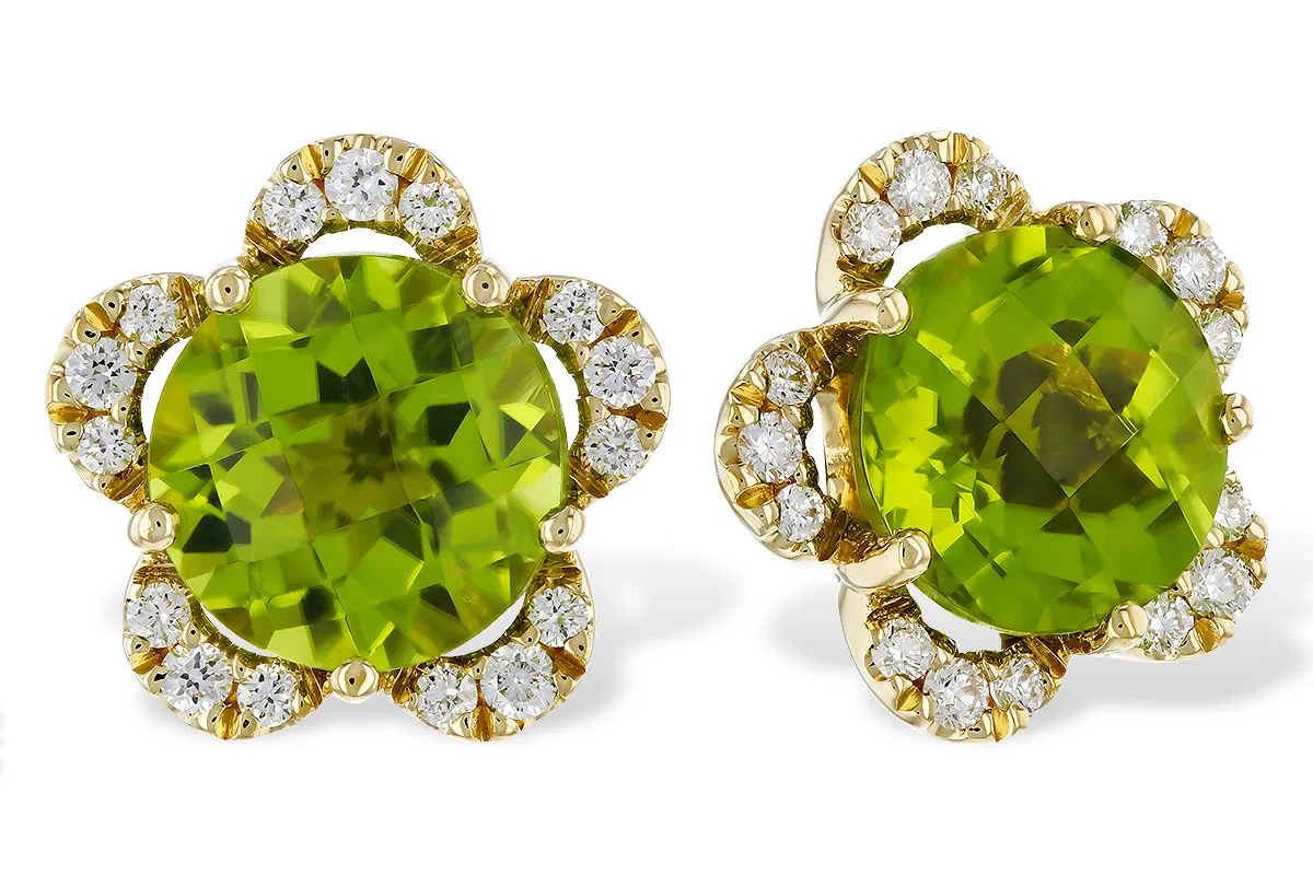 Peridot Earrings in yellow gold