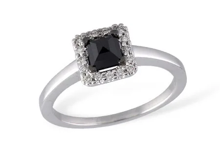 Diamond & Black Diamond Ring in white gold