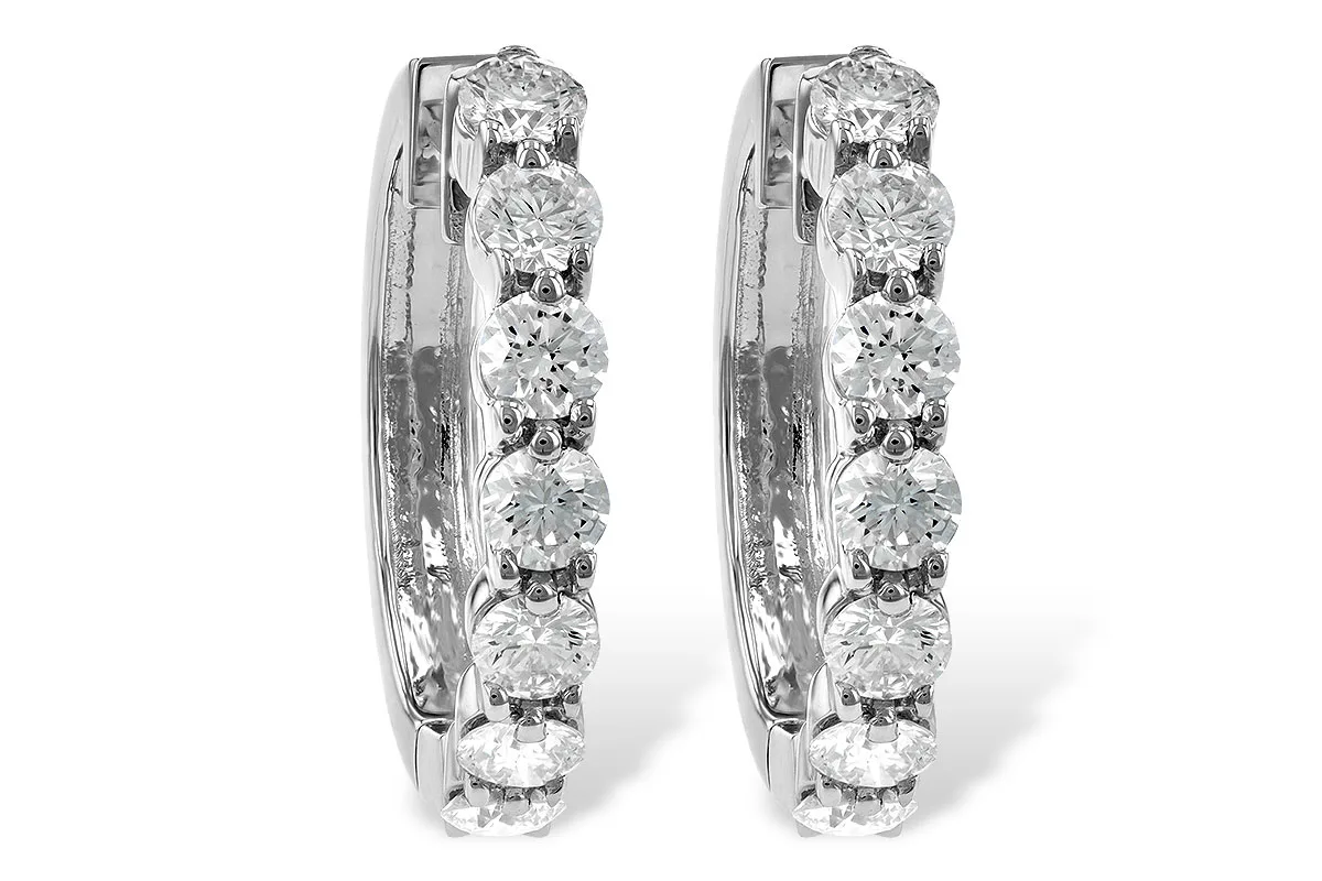 Diamond Earrings in white gold