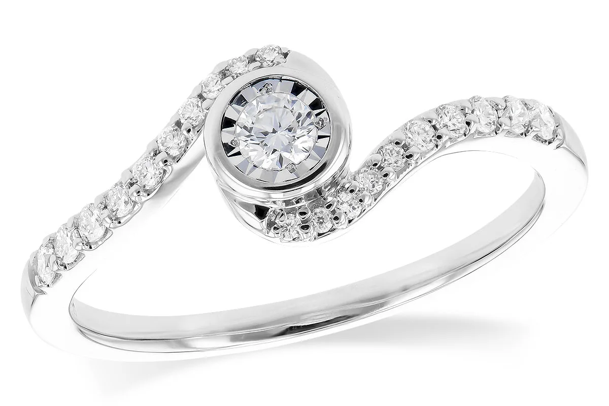 Diamond Ring in white gold