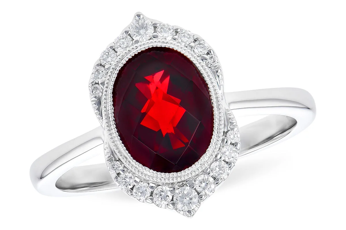 Garnet Ring in white gold