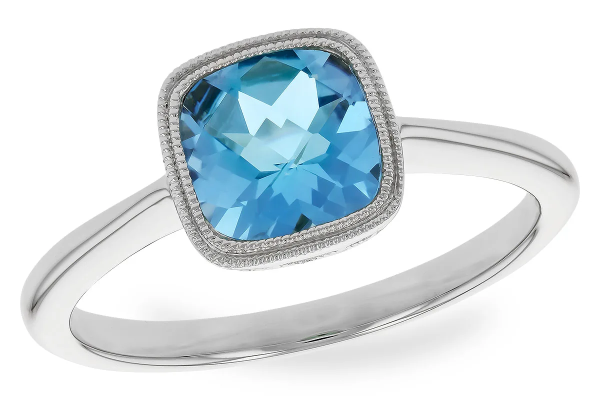Swiss Blue Topaz Ring in white gold