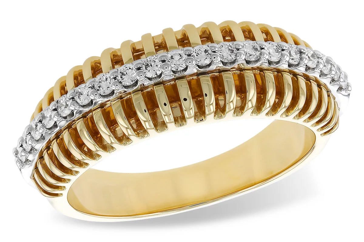 Diamond Ring in yellow & white