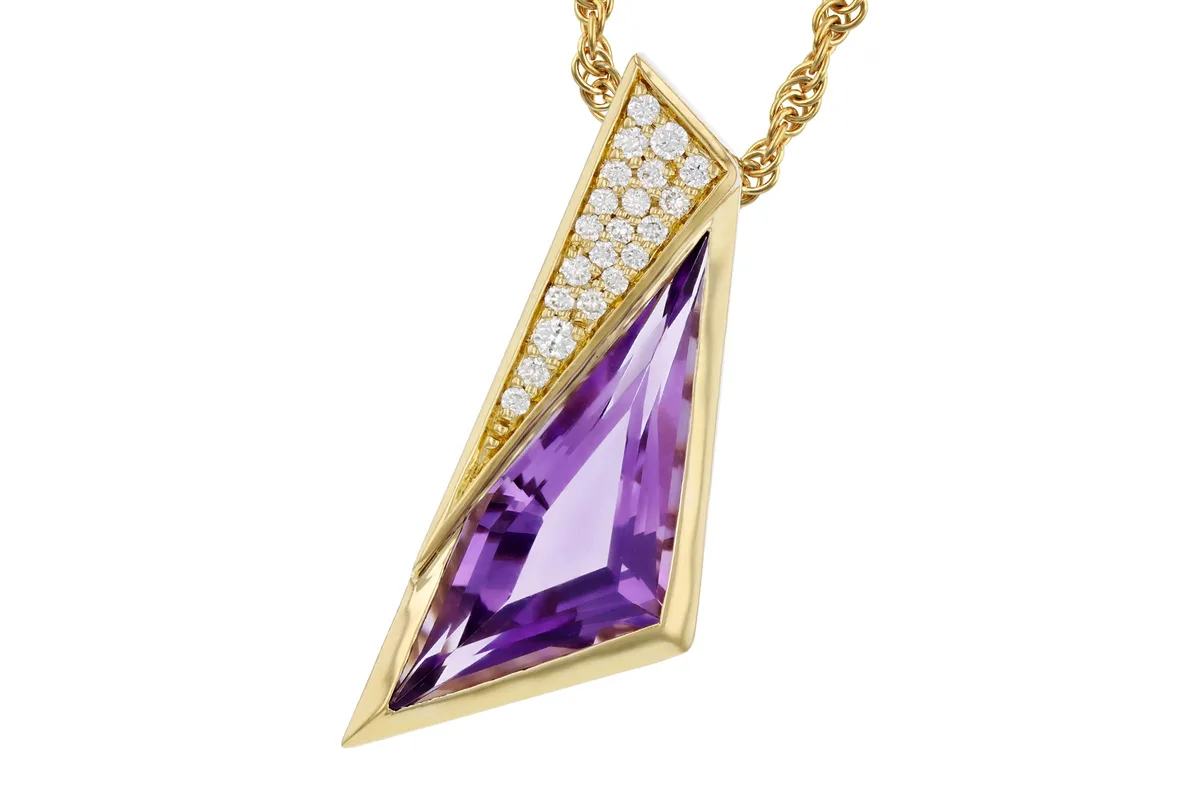 Amethyst Necklace in yellow gold