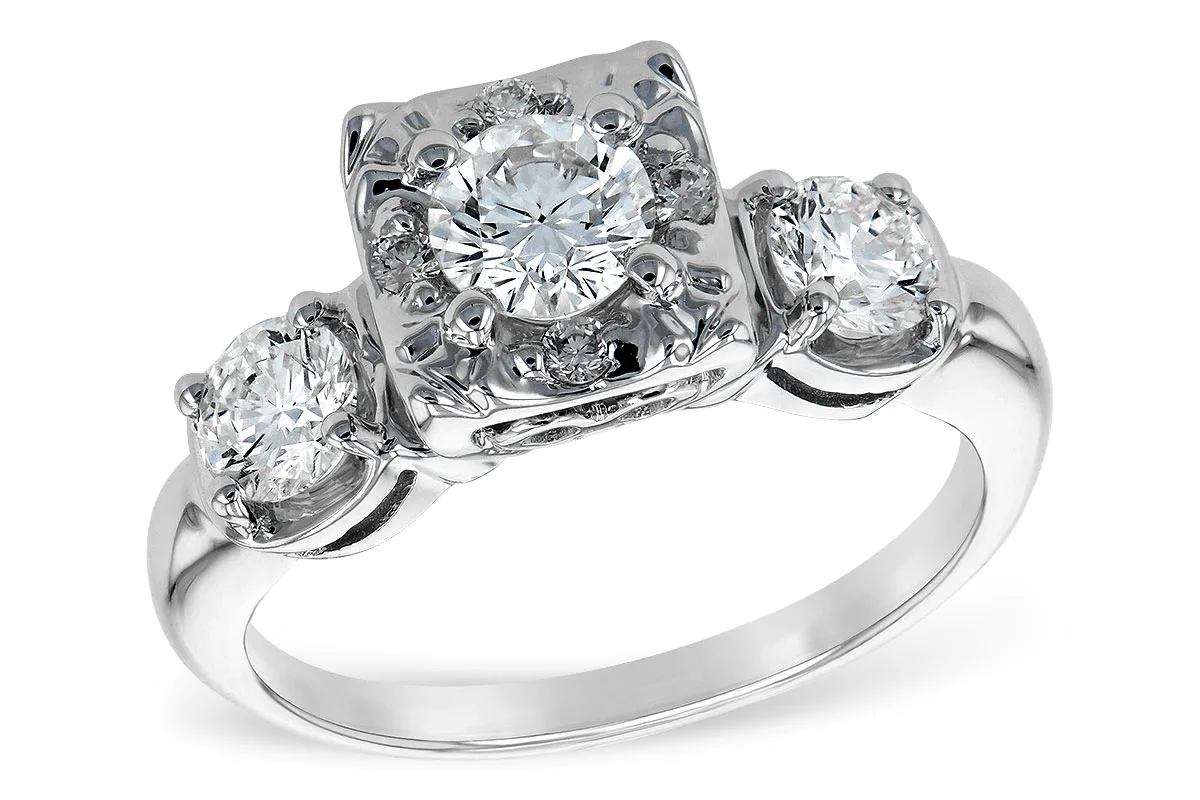 Diamond Engagement Ring in white gold