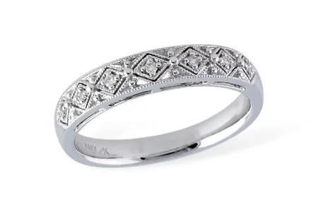 Diamond Wedding Band in white gold