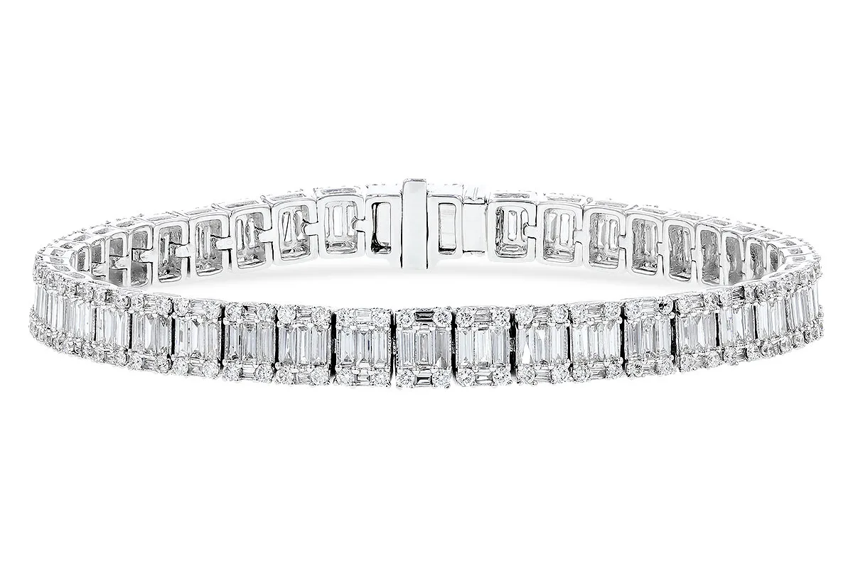 Baguette Diamond Bracelet in white gold