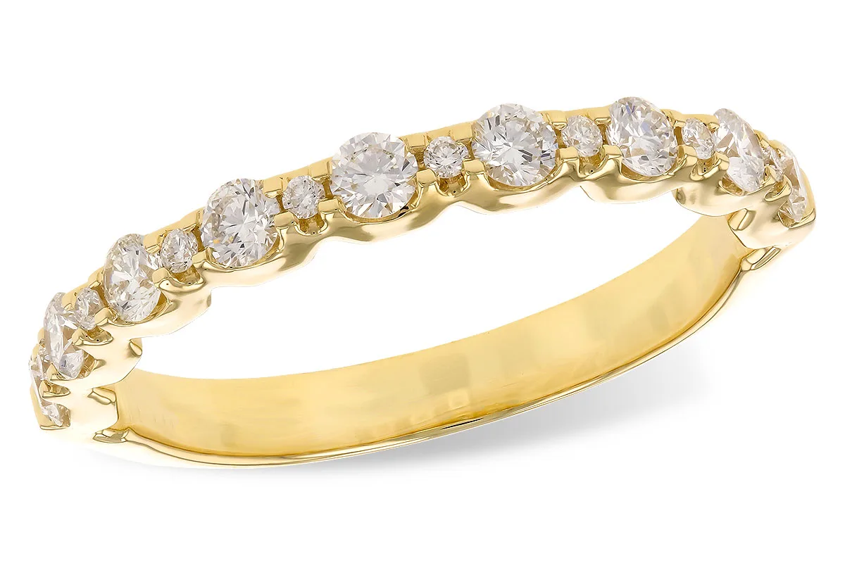 Diamond Wedding Band in yellow gold