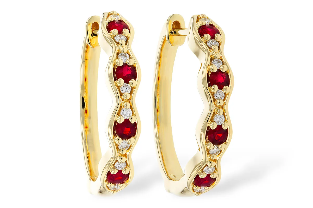 Ruby Earrings in yellow gold