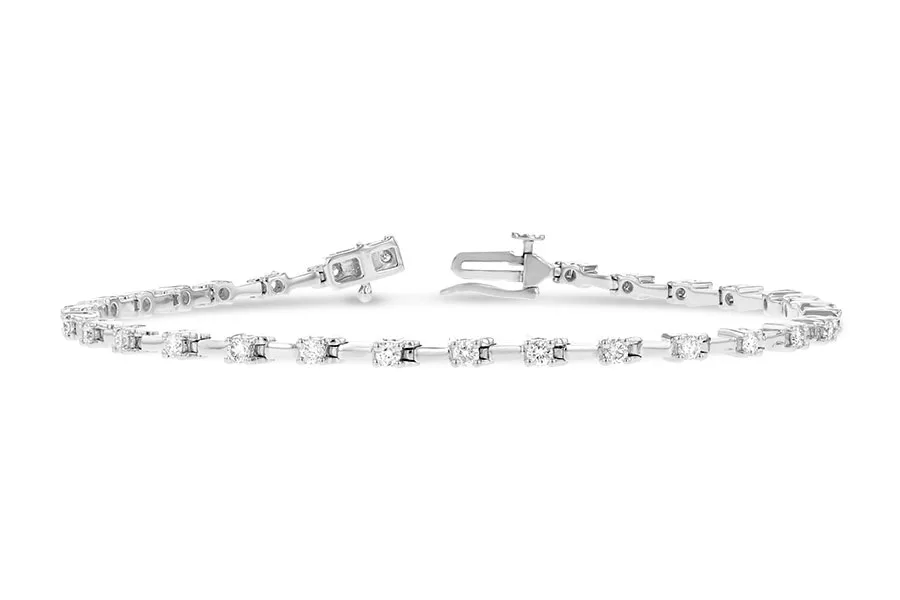 Diamond Bracelet in white gold