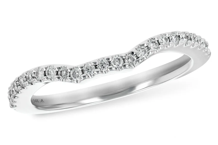 Diamond Wedding Band in white gold