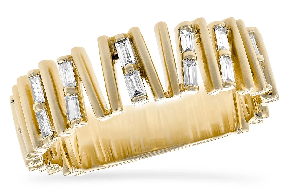 Diamond & Baguette Diamond Wedding Band in yellow gold