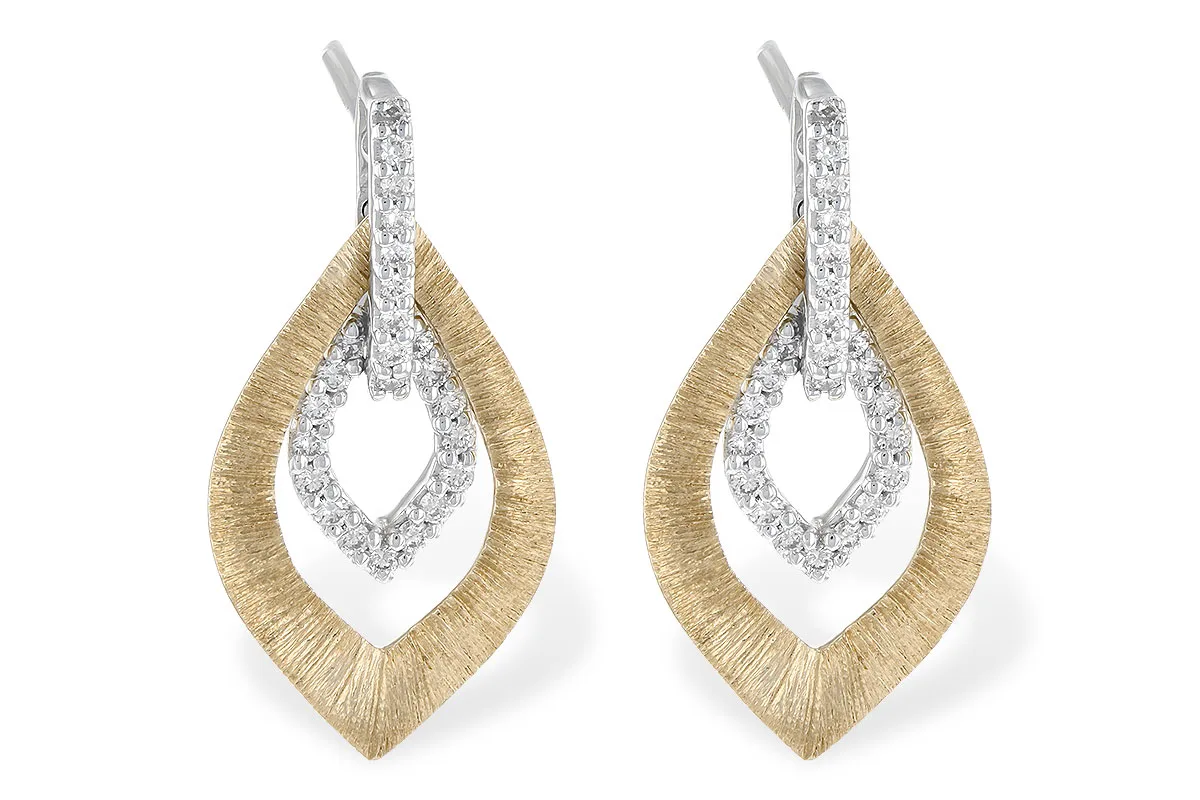 Diamond Earrings in yellow gold