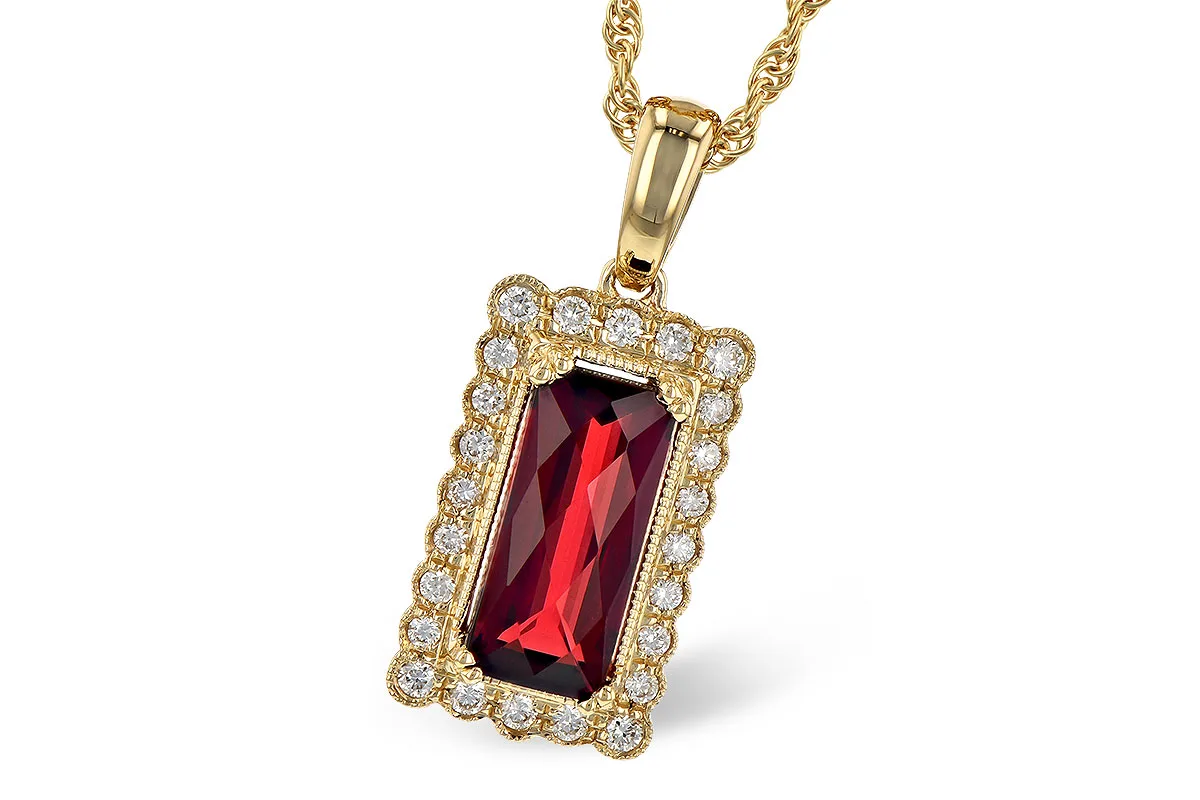 Garnet Necklace in yellow gold