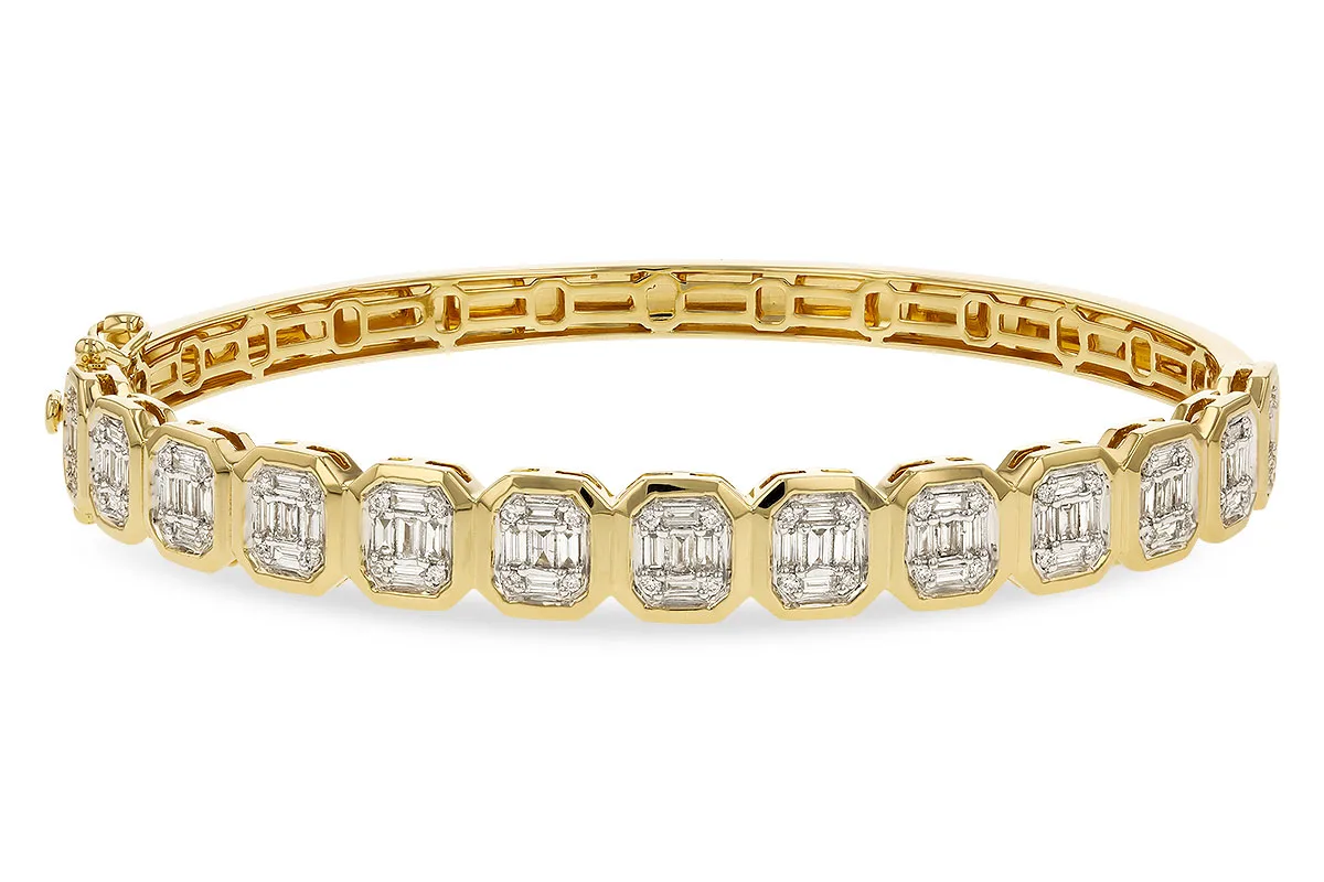 Baguette Diamond Bangle in yellow gold