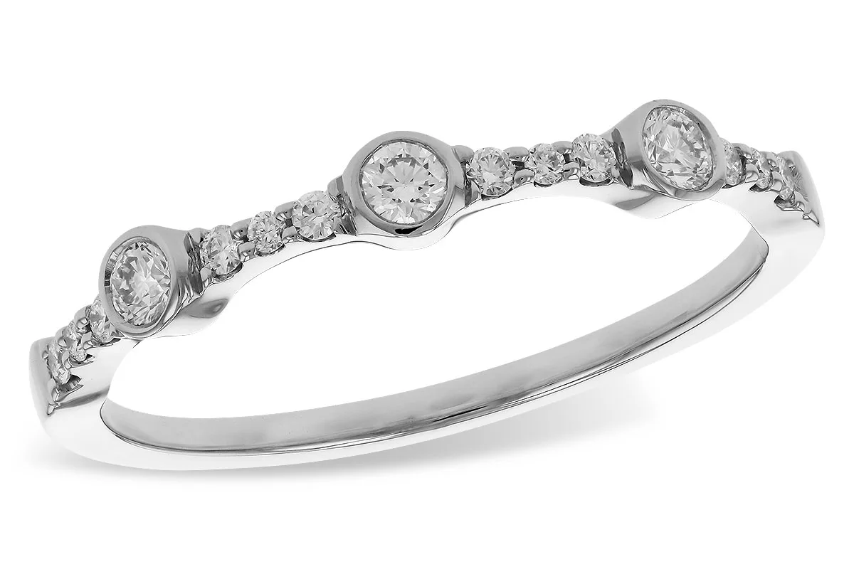 Diamond Wedding Band in white gold