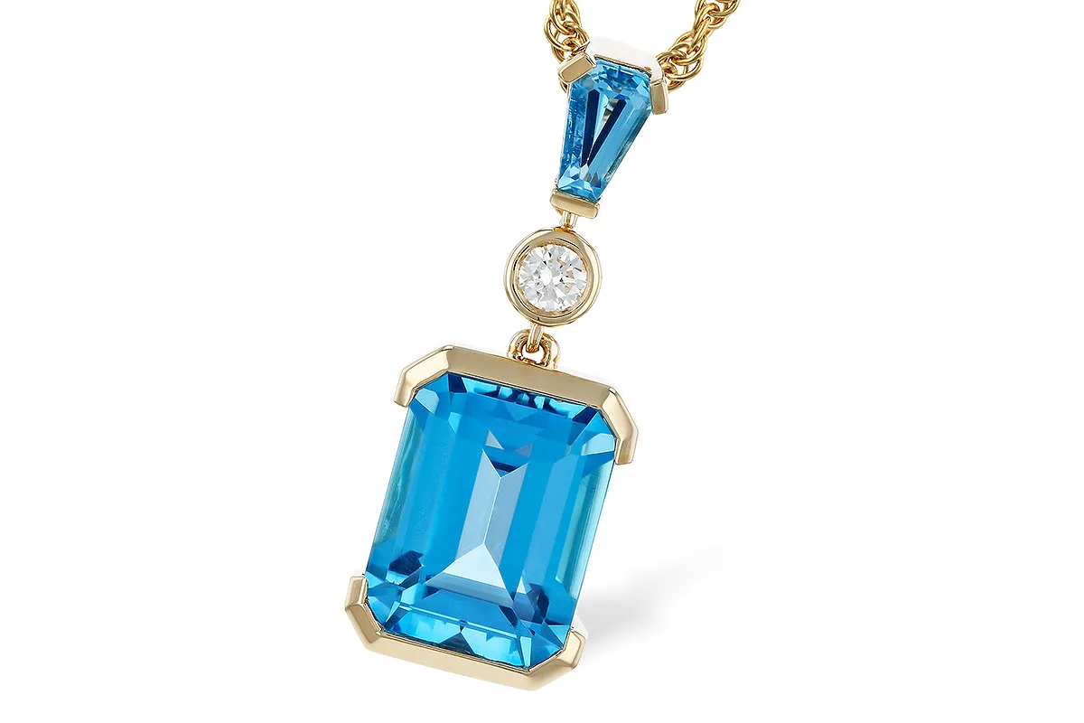 Blue Topaz Necklace in yellow gold