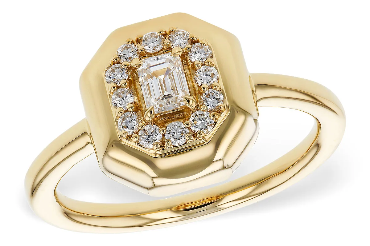 Diamond Ring in yellow gold
